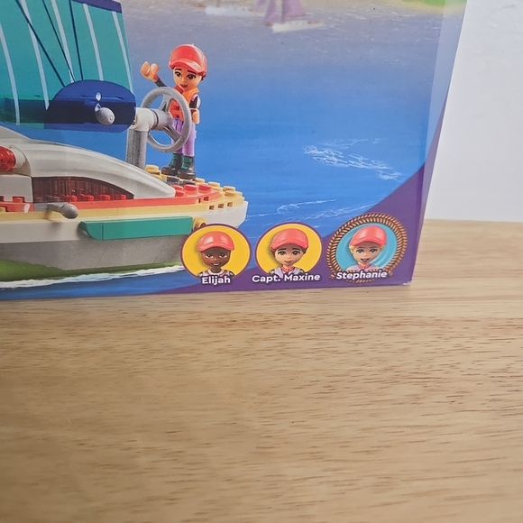 LEGO Friends Stephanie's Sailing Adventure Boat Set 41716 New/sealed - Picture 5 of 16